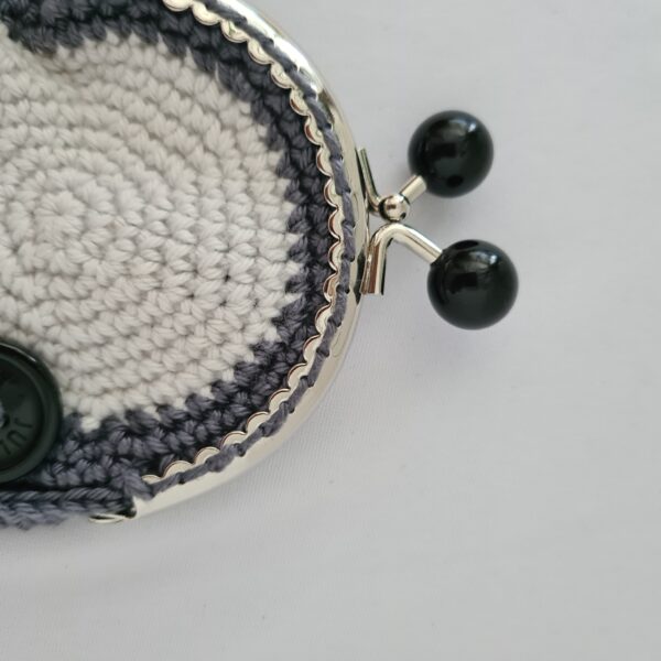Porte-monnaie crochet nuances de gris – Image 4