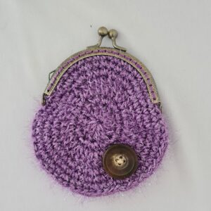 porte monnaie au crochet violet