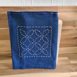 Poche à livre upcycling et sashiko