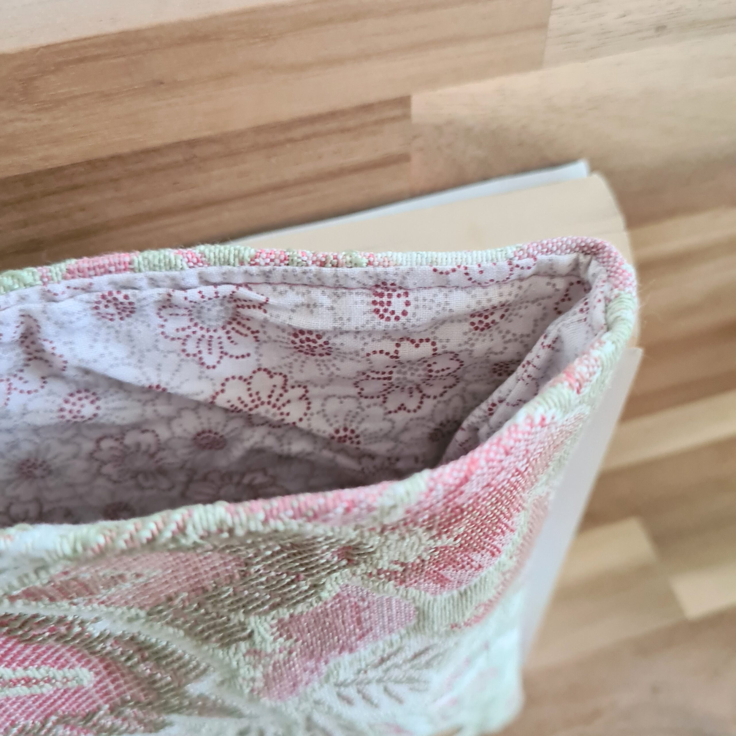 Poche à livre upcyclée – Image 2